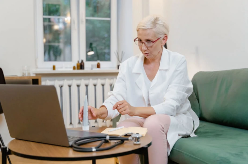 Médicos e dentistas têm direito à aposentadoria especial? Consulte uma advogada trabalhista na região de Limeira